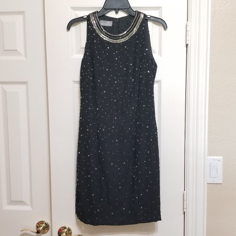 ❤️ Women's Liz Claiborne Black Gold Beaded Floral Halter Neckline Dress